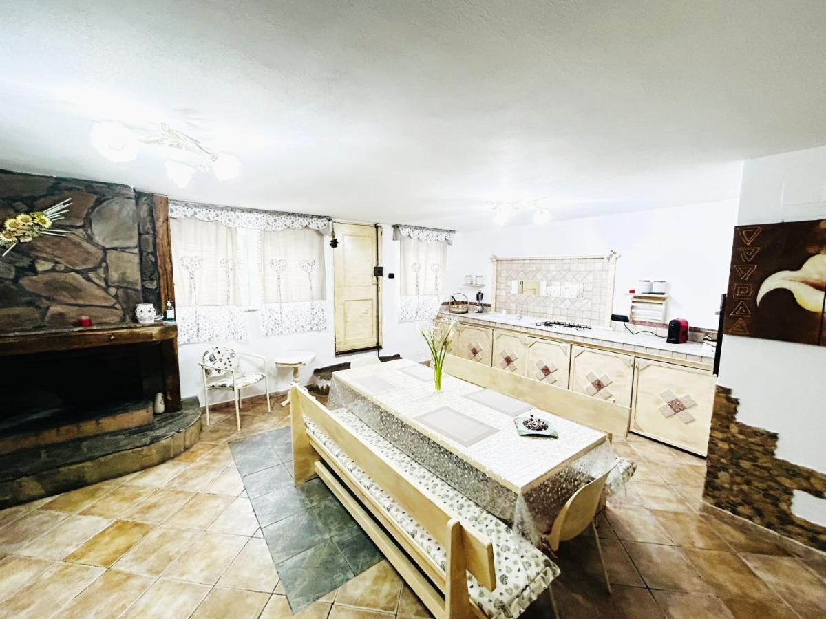 Villa Maria Antonietta House Porto Torres Exterior foto