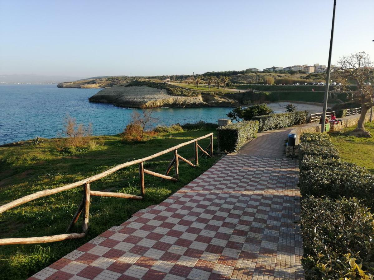 Villa Maria Antonietta House Porto Torres Exterior foto